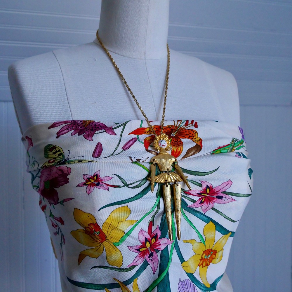 vintage Polcini style articulated ballerina pendant necklace gold toned 60s 70s